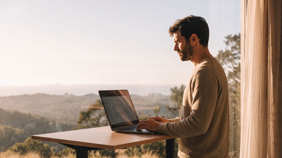 Bureau Assis Debout et lumière naturelle : bien placer son poste de travail