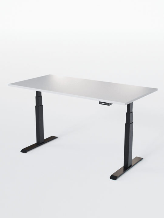 AUM WORLD_Bureau Assis Debout Électrique - ADVANCED LITE GO_Ports USB A_USB C_Noir_Plateau Blanc Premium_Vue Globale_Copyrights AUM WORLD_2024