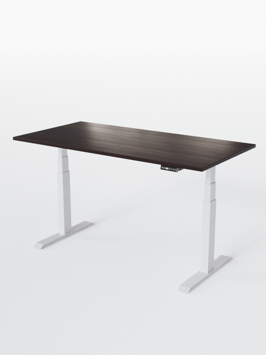 AUM WORLD_Bureau Assis Debout Électrique - ADVANCED LITE GO_Ports USB A_USB C_Blanc_Plateau Bois Foncé_Vue Globale_Copyrights AUM WORLD_2024